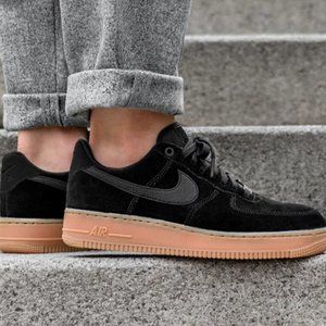 NIKE AIR FORCE 1 '07 LV8 SUEDE